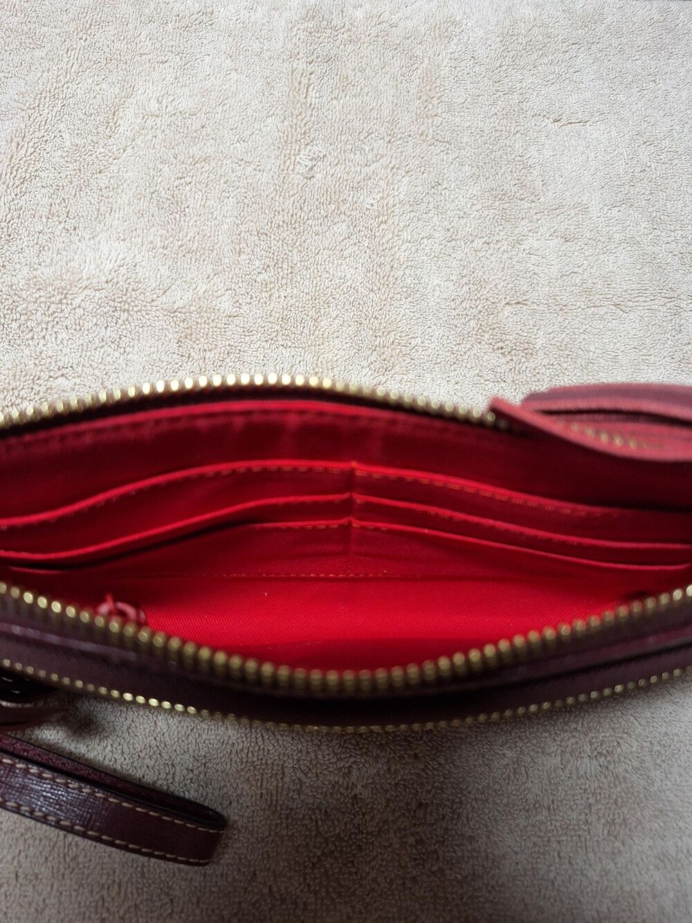 Dooney & Bourke burgundy saffiano leather wristlet - Picture 5 of 6